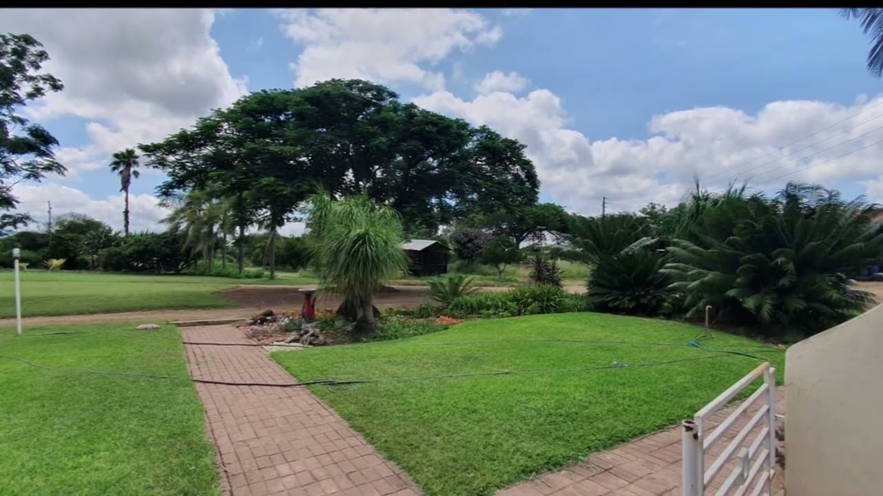 RONDEBOSCH - LOUIS TRICHARDT - FARM FOR SALE @ R4840 000