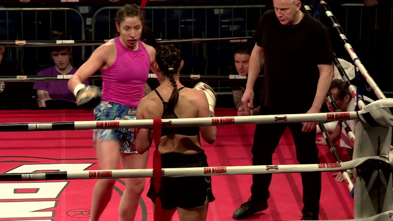 Capital 1 Muay Thai -  Kelly Bourke v Anna-marie Leonard
