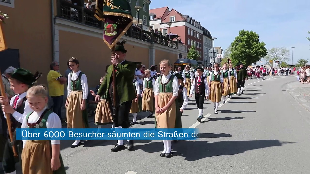 Großer Maidultumzug in Passau