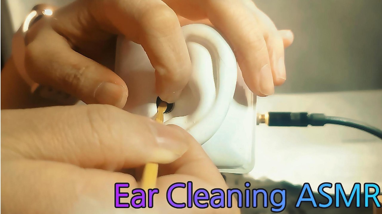 ASMR/당신이 실제로 귀청소 받는 것 처럼 리얼한 솜털+나무귀이개 귀청소/Realistic Ear Cleaning/木の耳かき