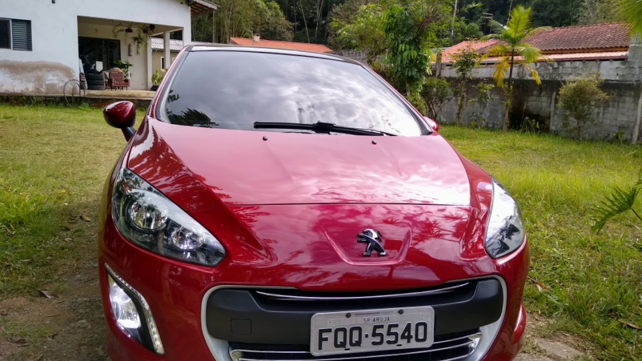 Máscara negra no Peugeot 308 EMBELEZZECAR