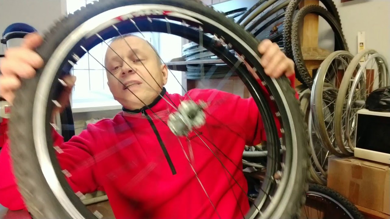 Преодолевая сугробы! Самостоятельность передвижения на коляске.