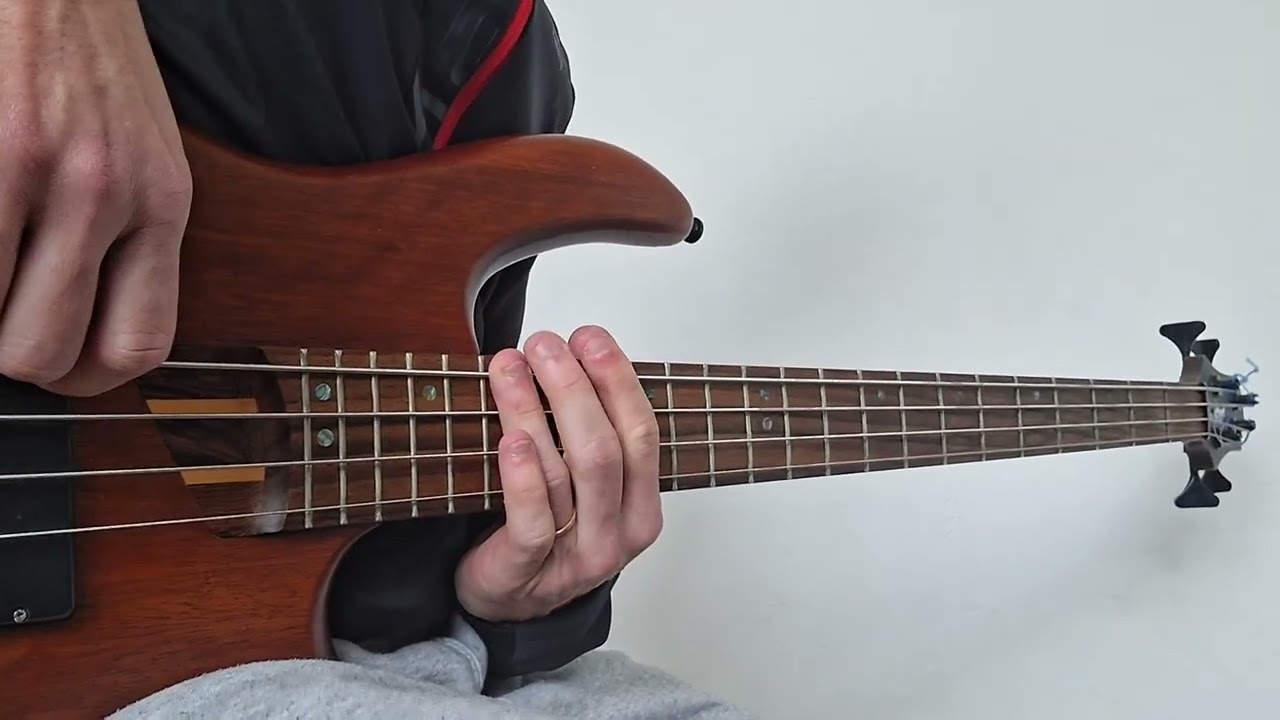 Good Charlotte - All black (bass cover)