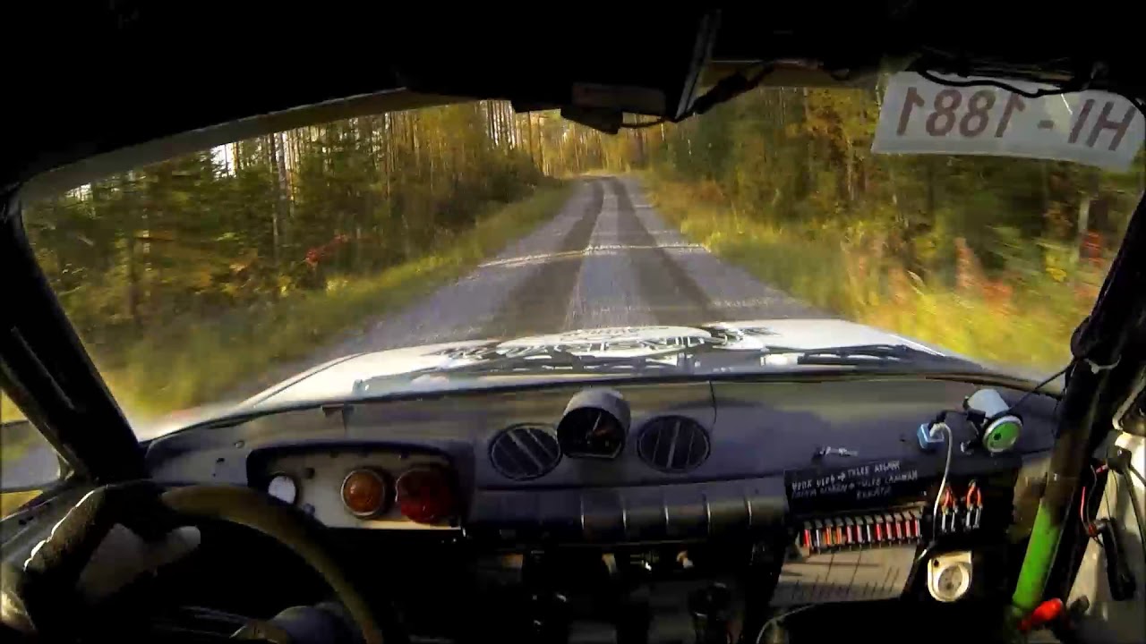Crash Riihivuori ralli 2017 EK4 ULOSAJO: 2xmaakivi ja kerran ojaan. Siihen loppu meno.