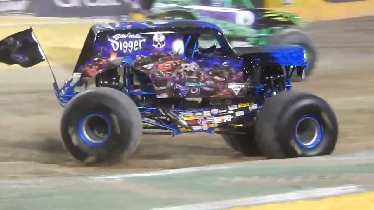 Monster Jam World Finals 18 - Racing Full Event