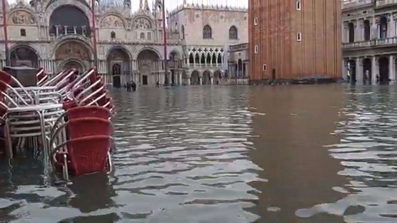 Venice Flooded | November 12, 2019. 85 % of the city under water. Climate change. Dry Venice