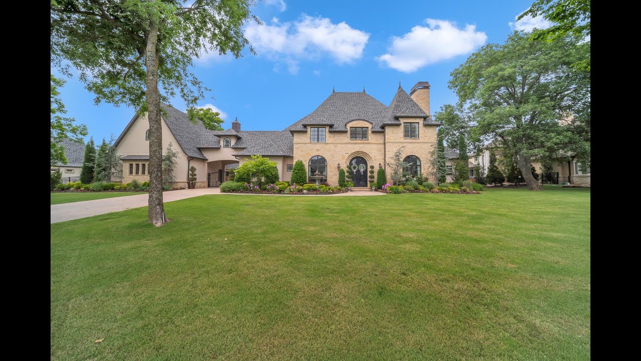 The Bluffs at Stone Canyon - Luxury Life Style, Owasso Oklahoma