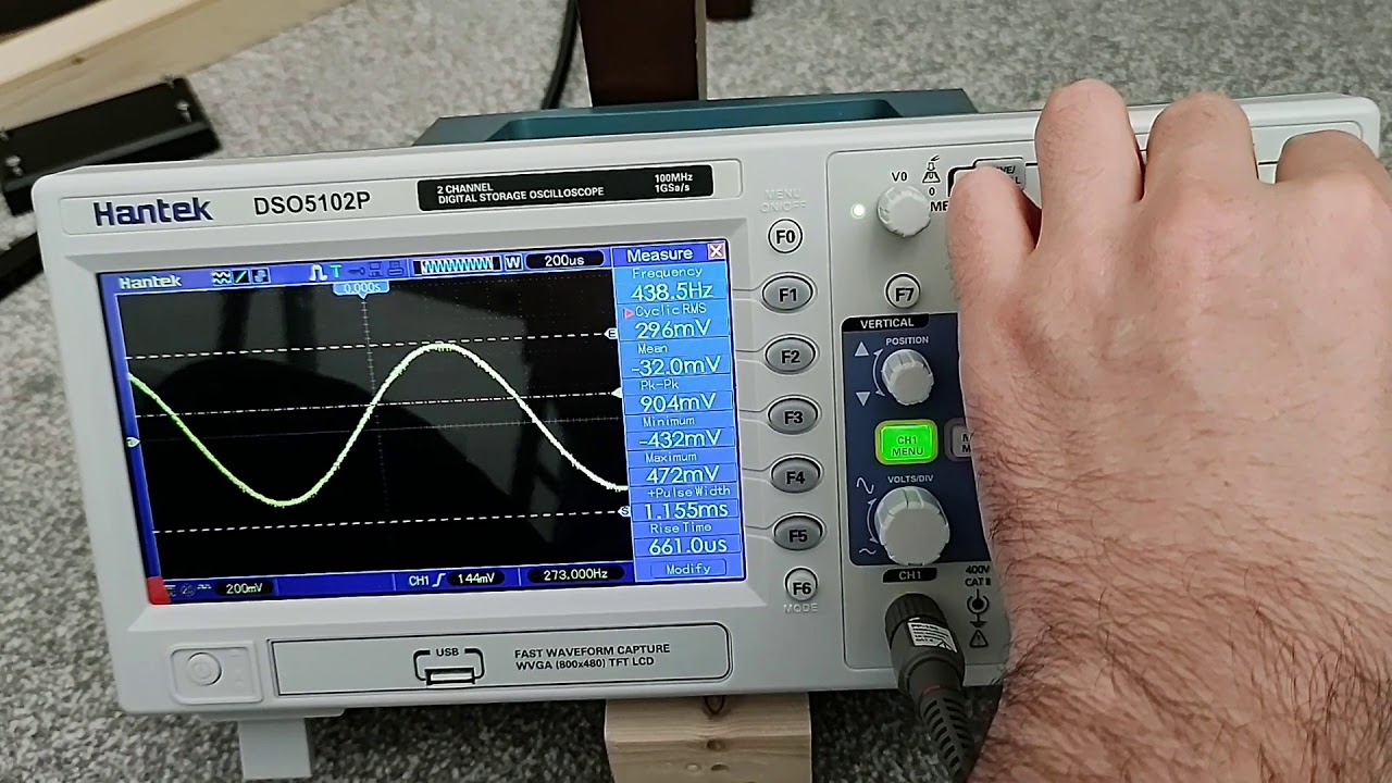 Prime impressioni sul generatore di segnale FG-100