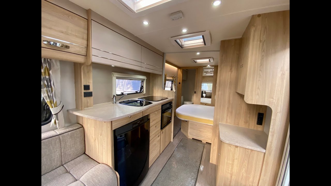 2017 Xplore 554 island bed 4 berth