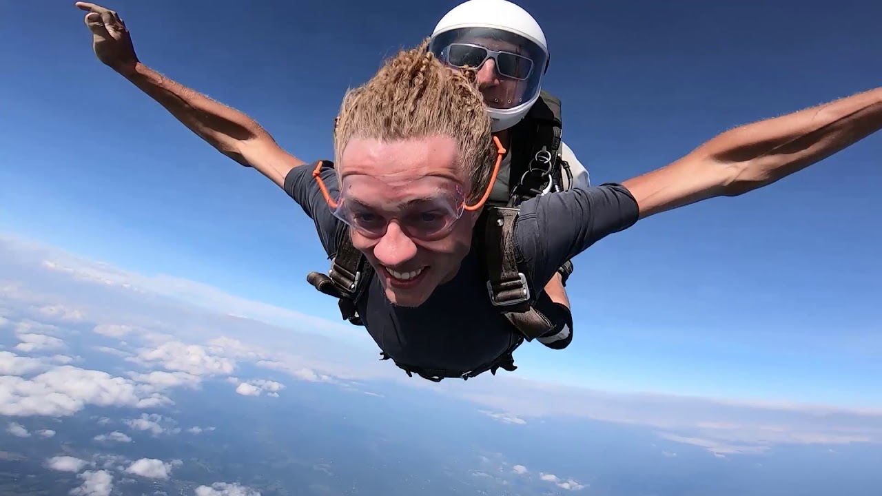 Shawn's first Skydive 😮