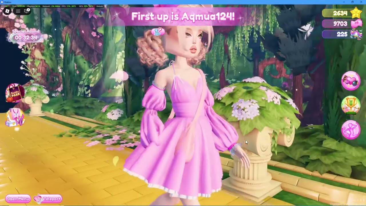 Playing ROBLOX - Dress to Impress and Royale High #Roblox #dresstoimpressroblox #royalehigh