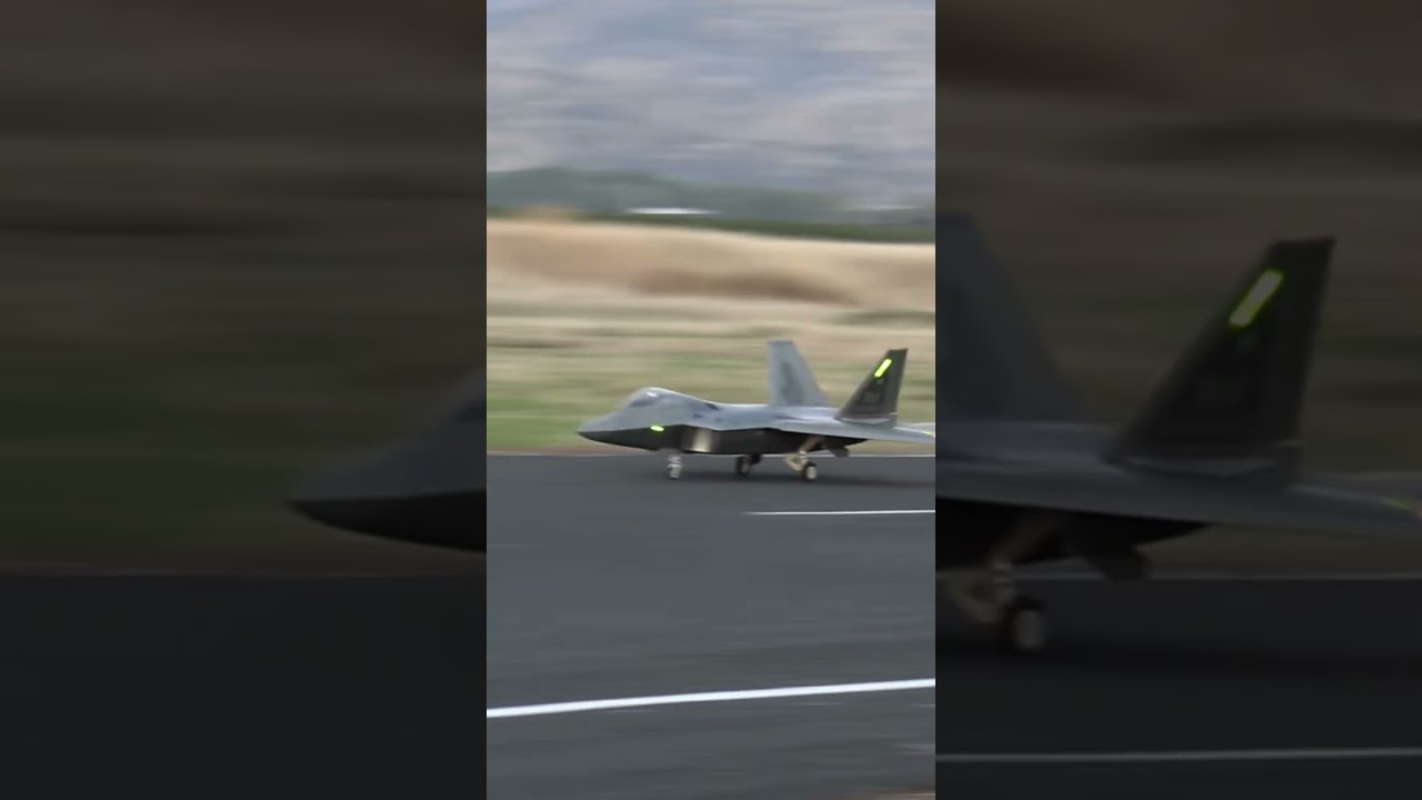 #f22 #landing #f22raptor #raptor #f22fighterjet #rcturbine #jetworld  #turbinejet #militaryaircraft