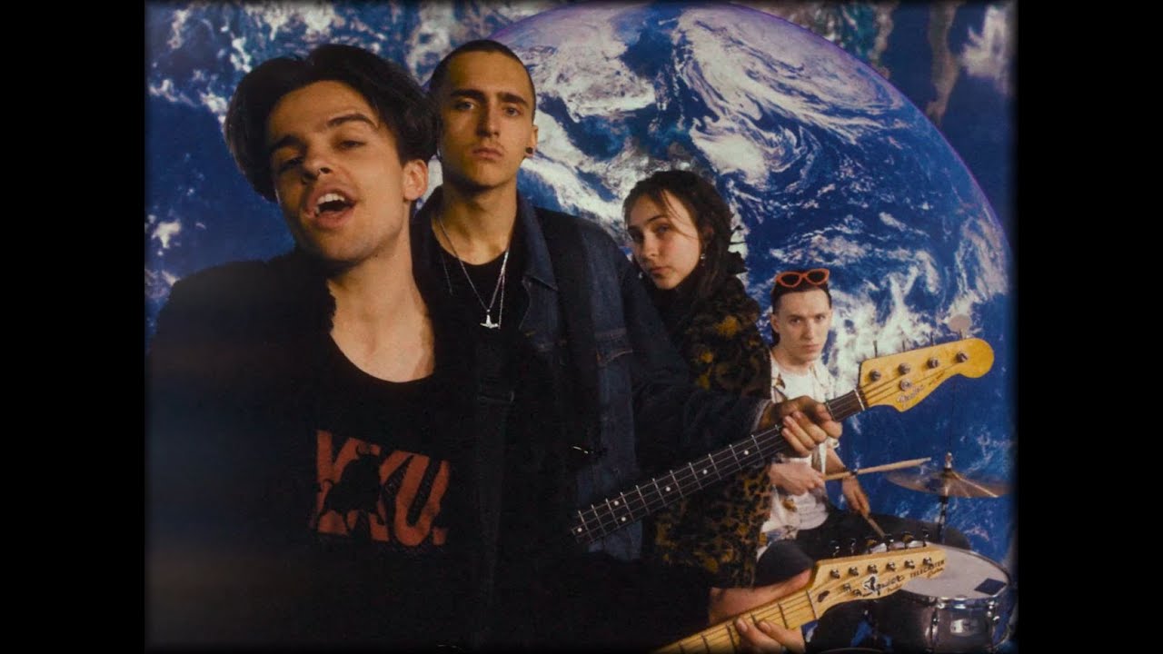The Junkies - XD (OFFICIAL VIDEO)