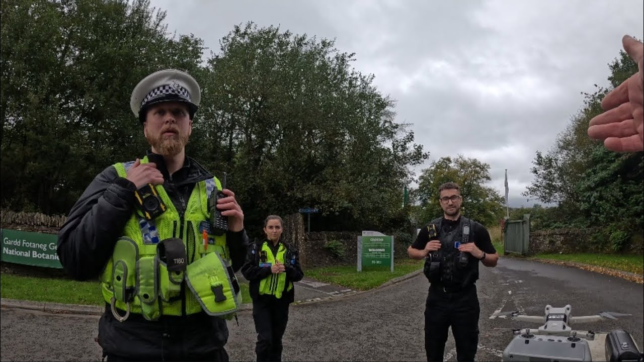 Wales National Botanical Gardens #police trio attend for the #mini3pro #fail #pinac #dronevideo ⛔️🚨🛸