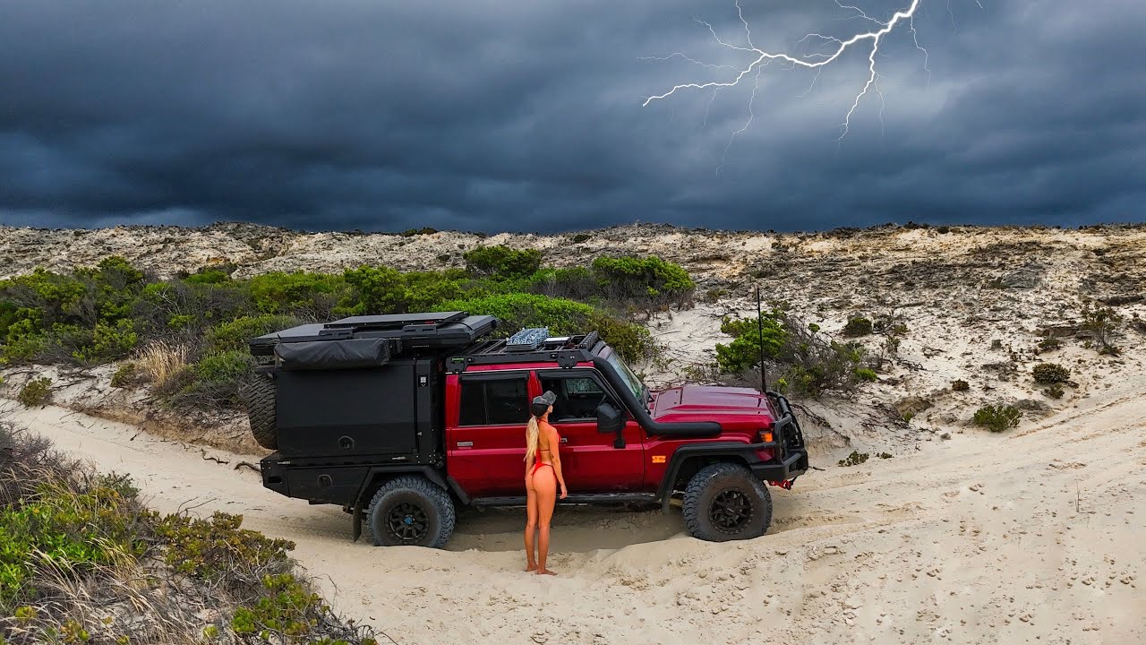 SOLO 4WD FAIL! soft sand, thunderstorms & no one around… 