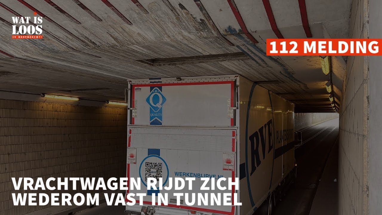 VRACHTWAGEN RIJDT ZICH WEDEROM VAST IN TUNNEL