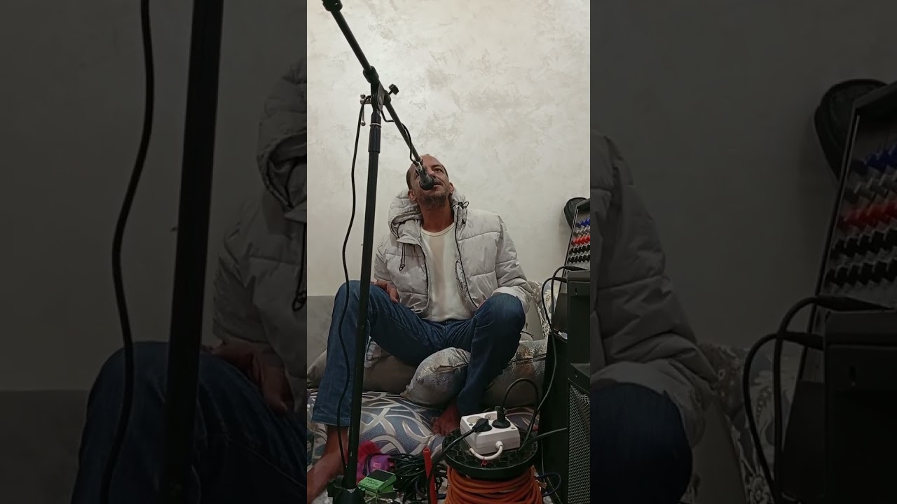 الفنان الصحراوي لحبيب الموساوي أغنية بعنوان