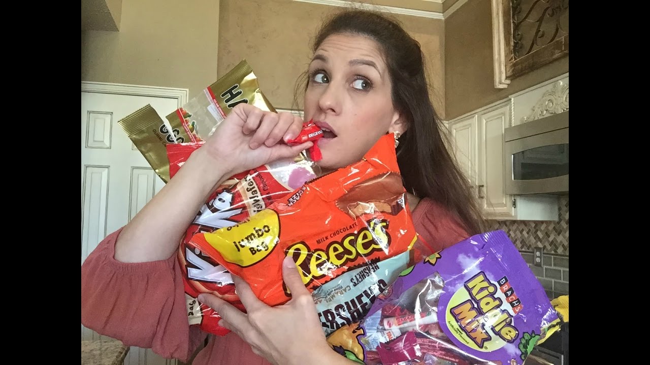 Wal-Mart HALLOWEEN CANDY HAUL | 2016
