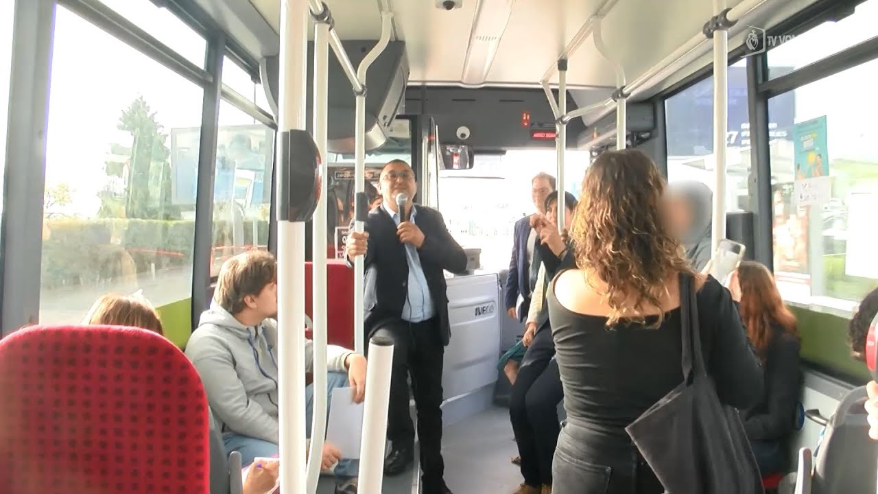 La Roche-sur-Yon : Les patrons recrutent... dans les bus !