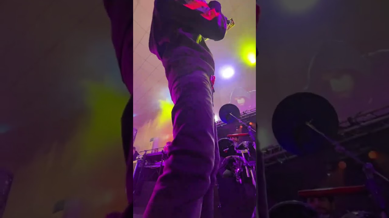 Ismail YK Konser 80 80 160 Aşkına memnu