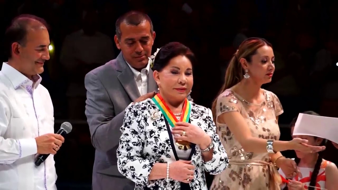Alcalde de Pradera, Valle, hace reconocimiento a la labor de la hermana María Luisa Piraquive