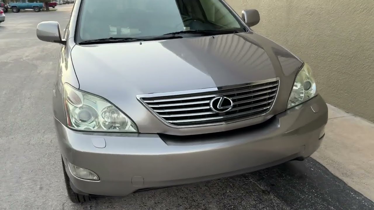 LEXUS RX330 2005 года выпуска, РОСКОШЬ. ТОЛЬКО 2 ПОЖИЛЫХ ВЛАДЕЛЬЦА С НОВЫМ ПРОБЕГОМ 82 ТЫСЯЧИ МИЛ...
