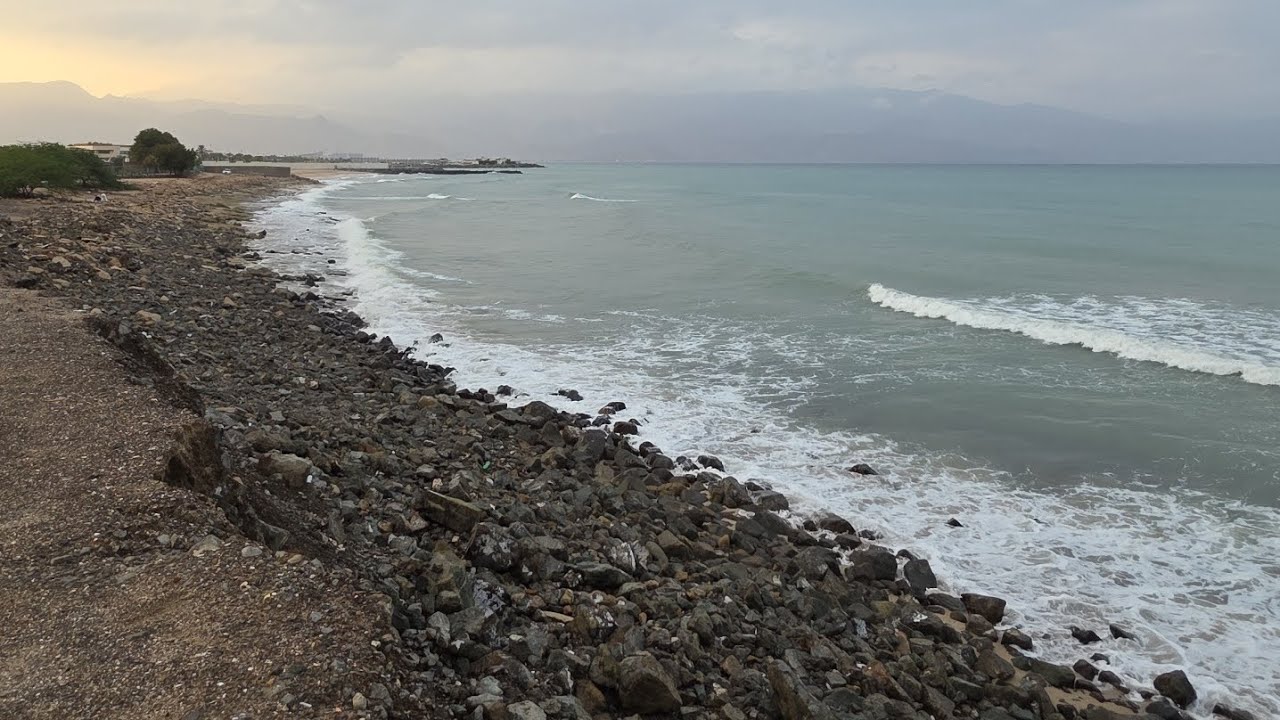 جولتي في أجواء دبا الفجيرة الماطره بتاريخ 16/12/2025 واجواء شتويه جميله وماطره 