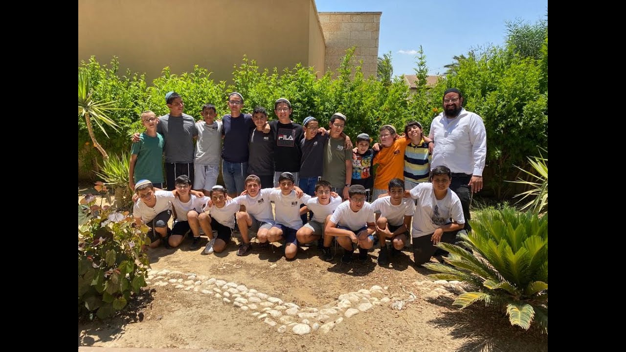 יש בנעם חיים הכל