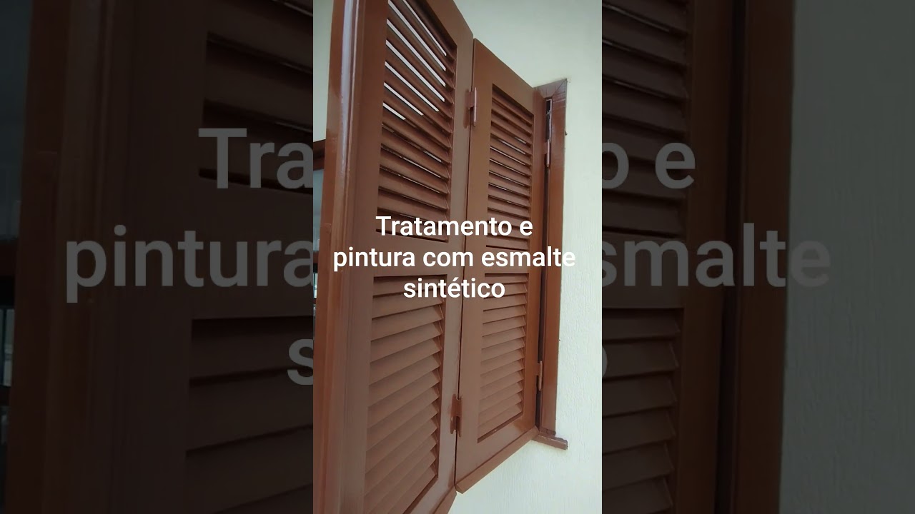 pintura com tinta esmalte sintético e restauração de madeiras