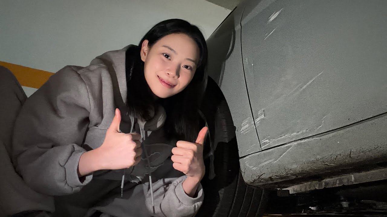 시원하게 새 차 긁은 초보운전자