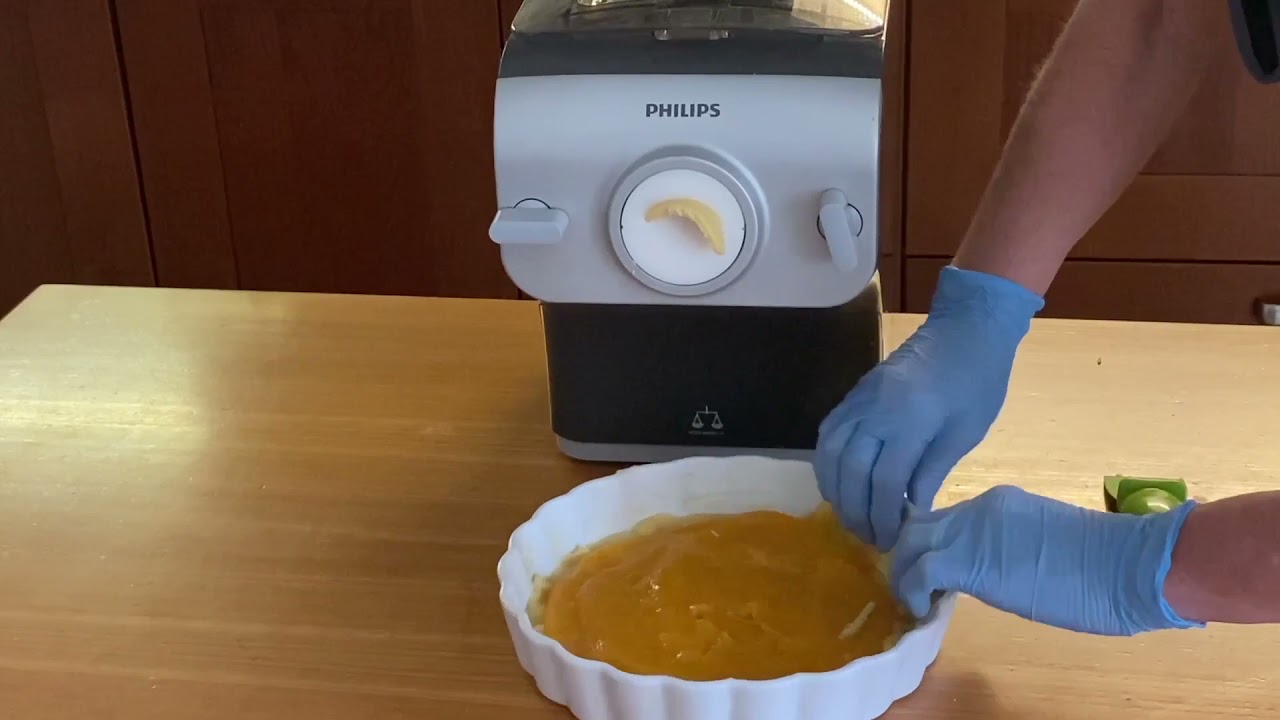 HO FATTO LA CROSTATA CON PASTA MAKER!! VERSA FARINA UOVA BURRO ZUCCHERO..IMPASTO PRONTO!!!