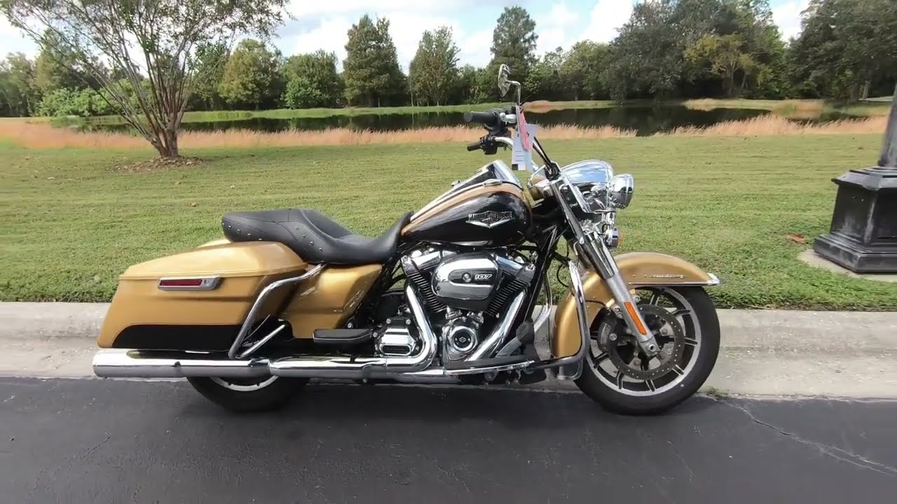 Used 2017 Harley-Davidson Road King FLHR Motorcycle For Sale In Orlando, FL