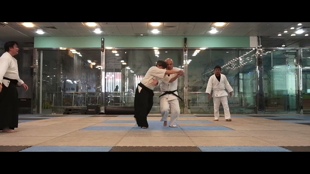 morotetori udekimenage omote ki no nagare [AIKIDO] 01.09.26 - 06
