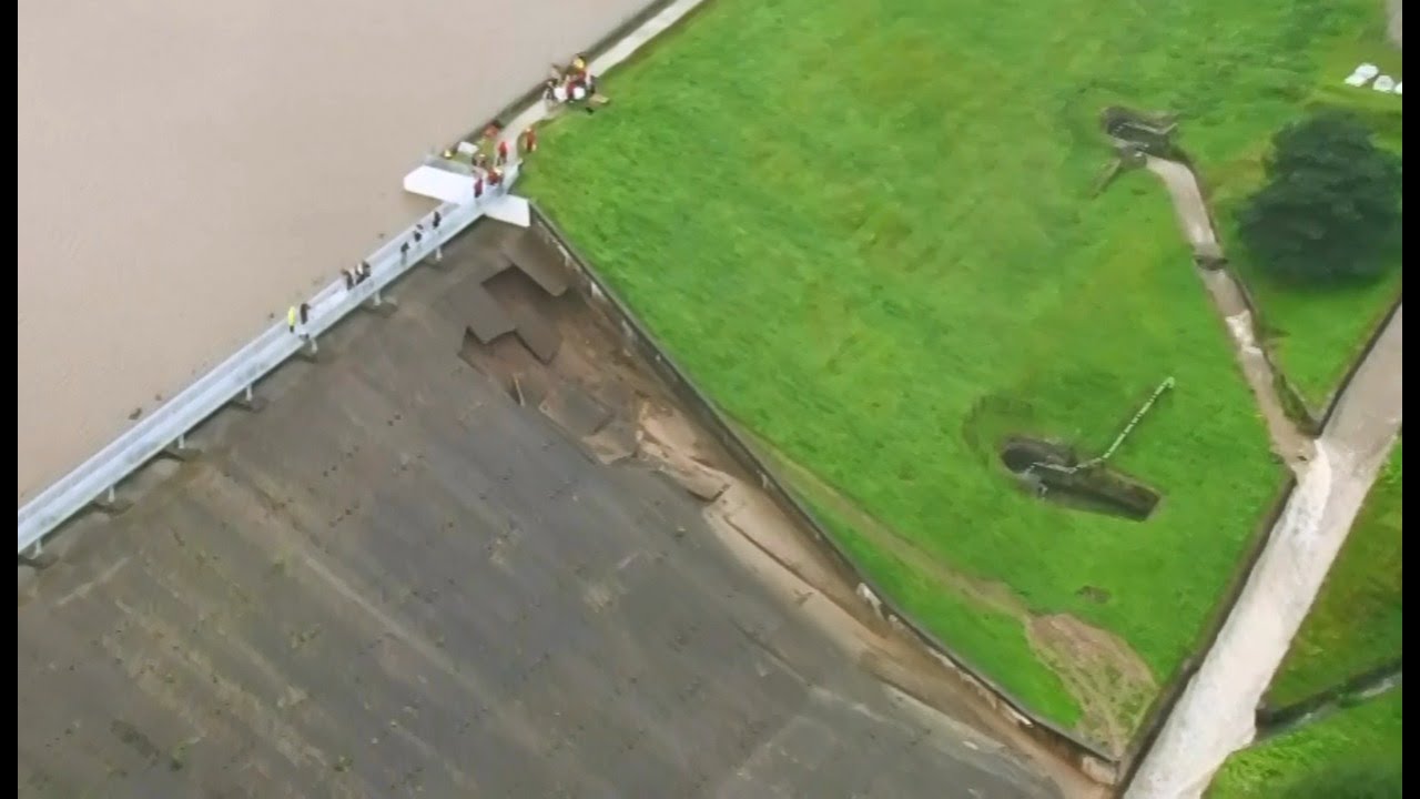 UK town evacuated as dam threatens to burst