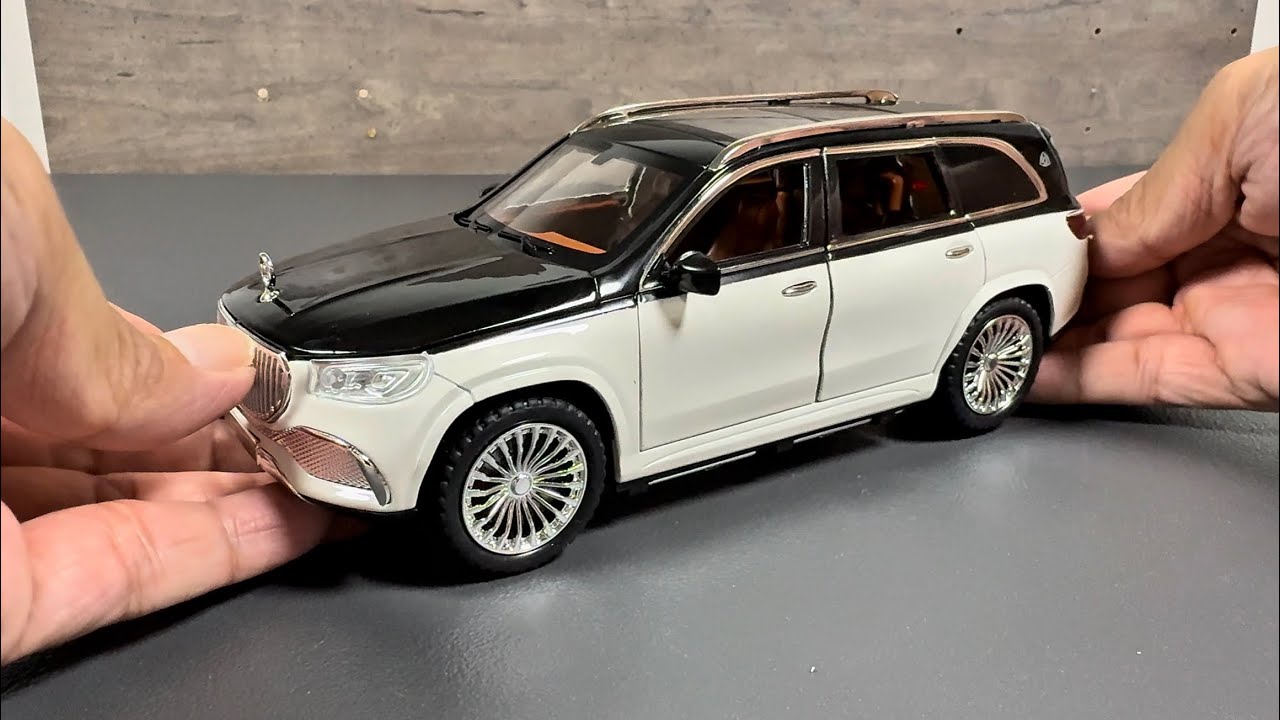Unboxing the Mercedes Benz Maybach GLS 600 1/24 Diecast Model Car #diecast #automobile #modelcar 