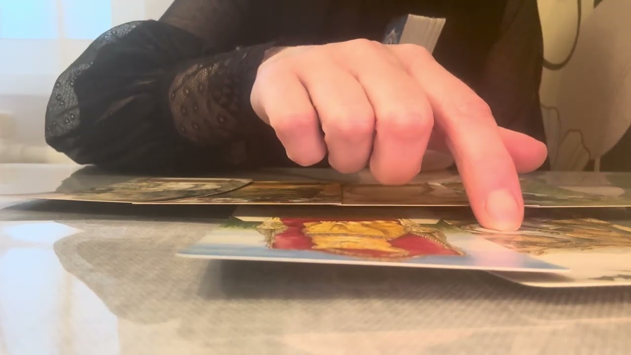 ЕГО МЫСЛИ❤️ЧТО ОН ДУМАЕТ О ВАС СЕГОДНЯ?
