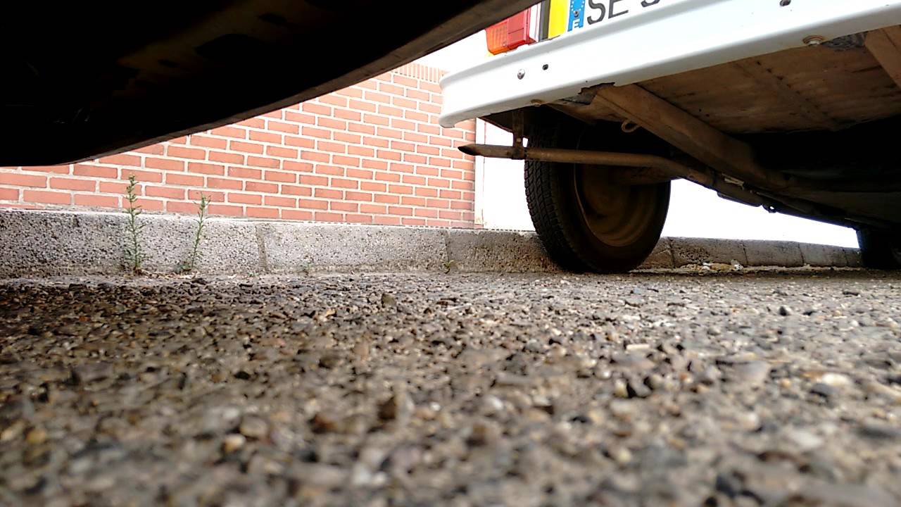 Citroën 2CV6 CT cold start sound