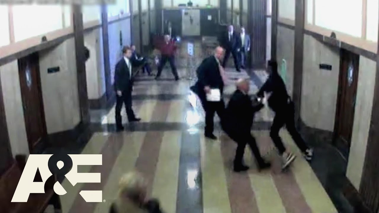 Court Cam: Group of Attorneys Bring Down Man Trying To Escape Court | A&E