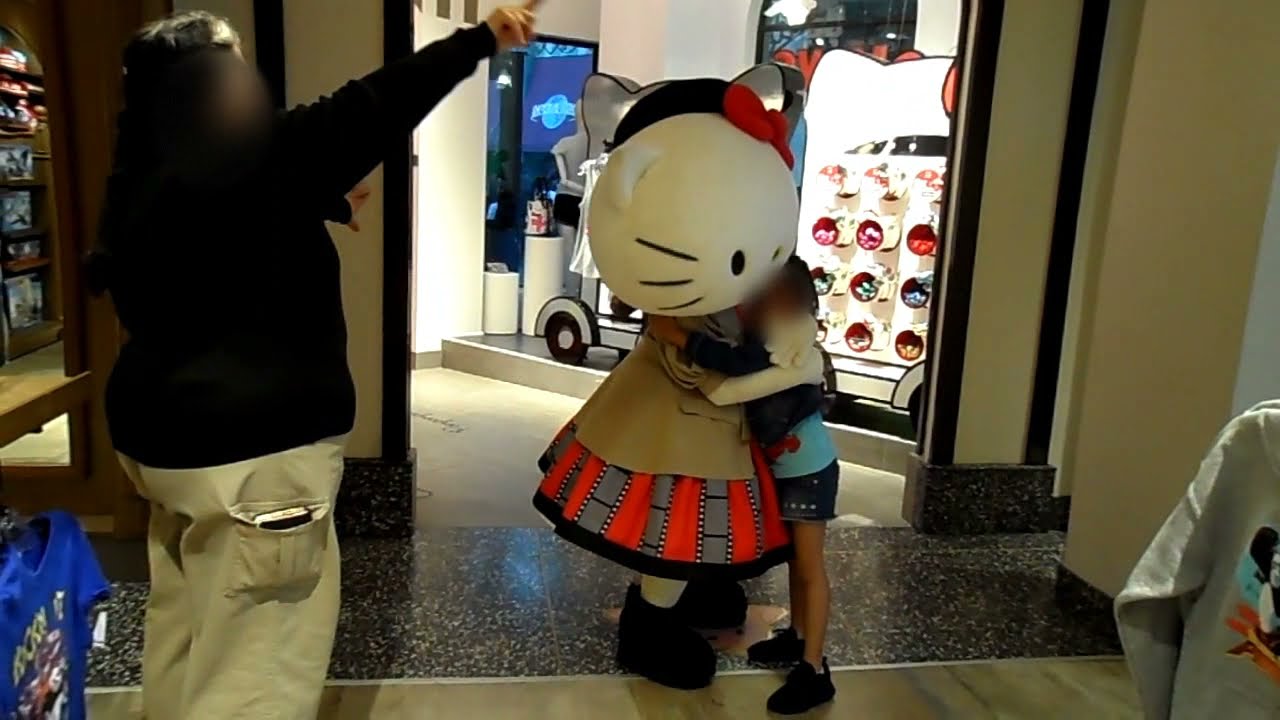💞Lovely Hello Kitty(헬로키티)! Please Hug me🥰