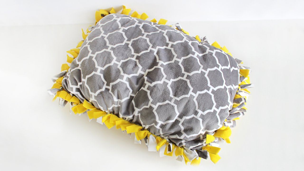 No-Sew, No Glue Pet Bed Tutorial