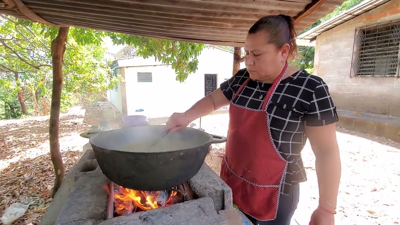 Que rica esta quedando la sopa 😋🤤🥵