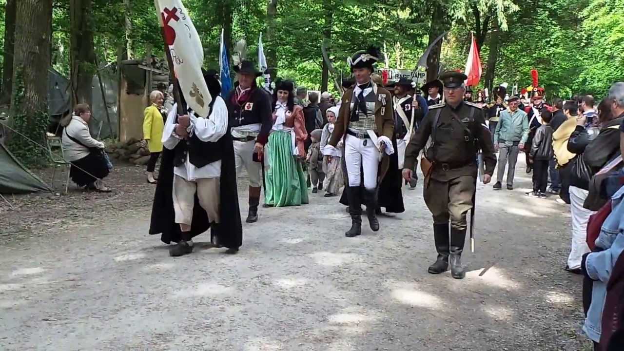 Les Heures Historiques de Sully - Le défilé final - 1ière partie.