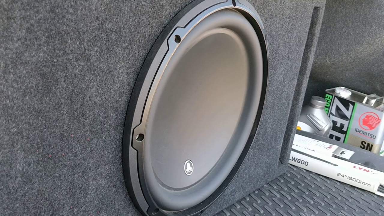 JL audio 12