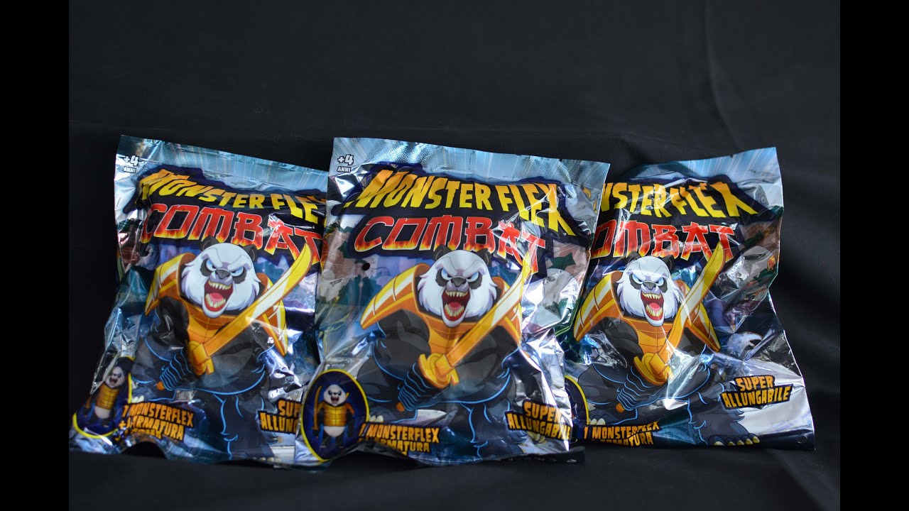 Apro tre buste Monsterflex Combat - Edicola luglio 2023