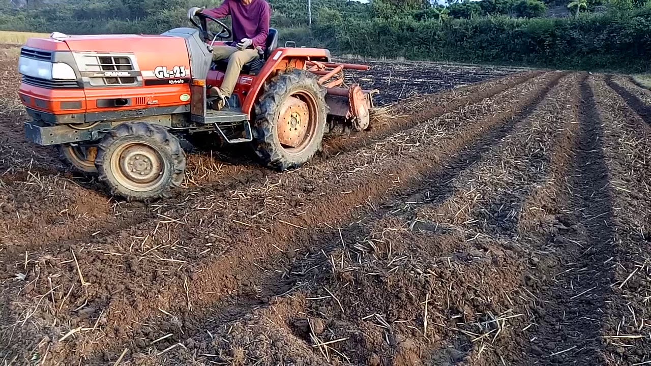 Trải nghiệm và cận cảnh kubota GL23 ép luống tự chế