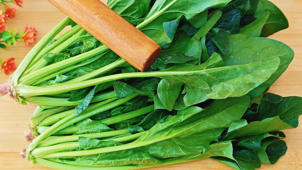 菠菜别总是炒着吃了，教你个神仙做法，营养美味，大人孩子都爱吃 A New Way to Cook Spinach That Everyone Will Love! 菠菜的新做法，家人都爱吃！