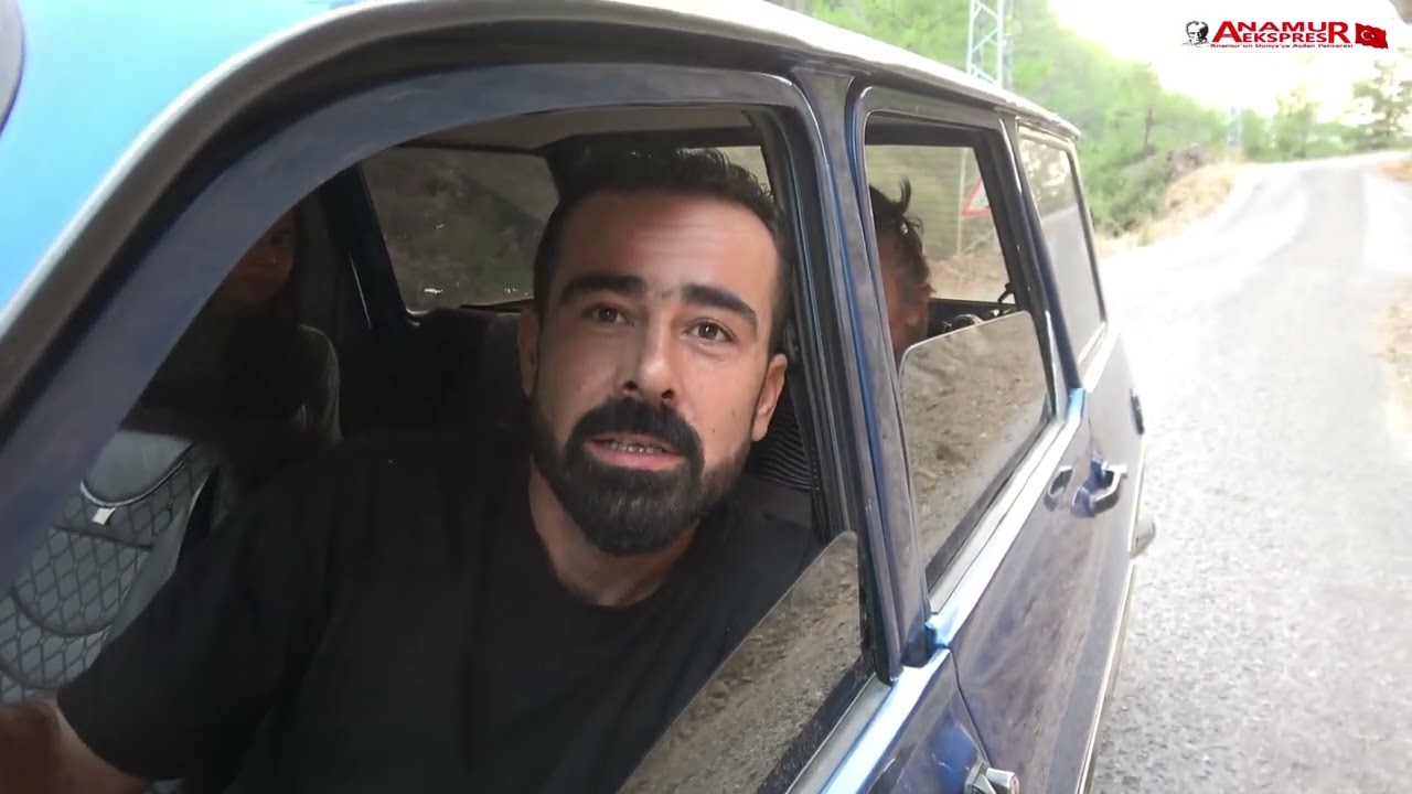 Kükür Yolu Üzerindeki Dev Kaya Korkutuyor
