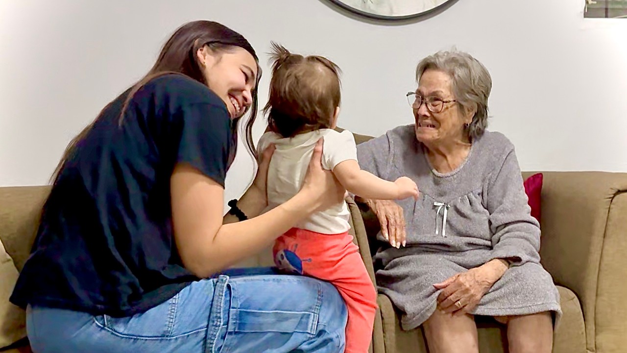 Встреча с её прабабушкой!