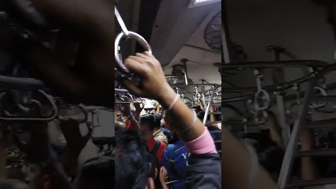 mumbai local tran  very crawt  virar to borivali  sunday  evening   time