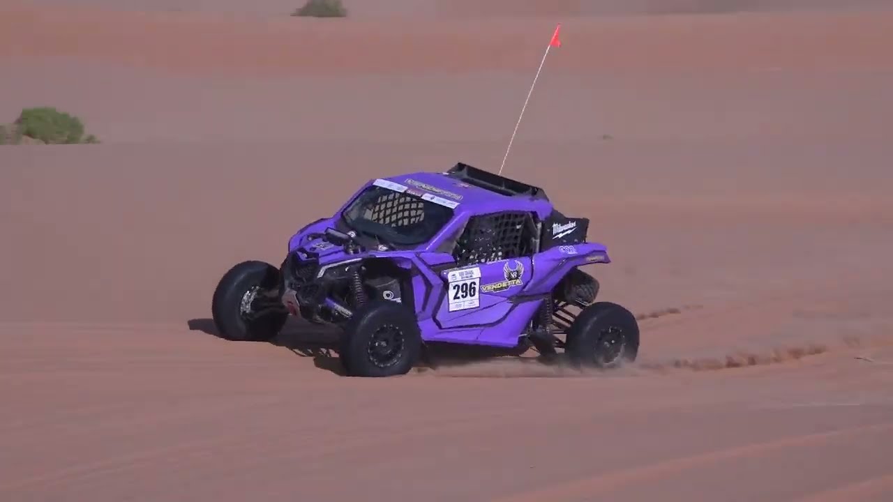 Abu Dhabi Baja Challenge -  R3 - 25 26 - David Mabbs and David McBride   Can Am Maverick